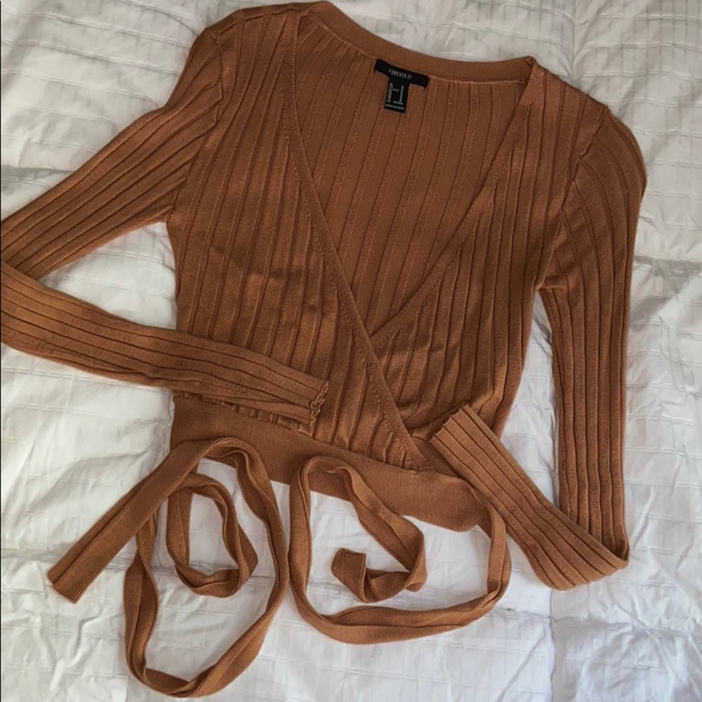 Body wrap side tie crop top -